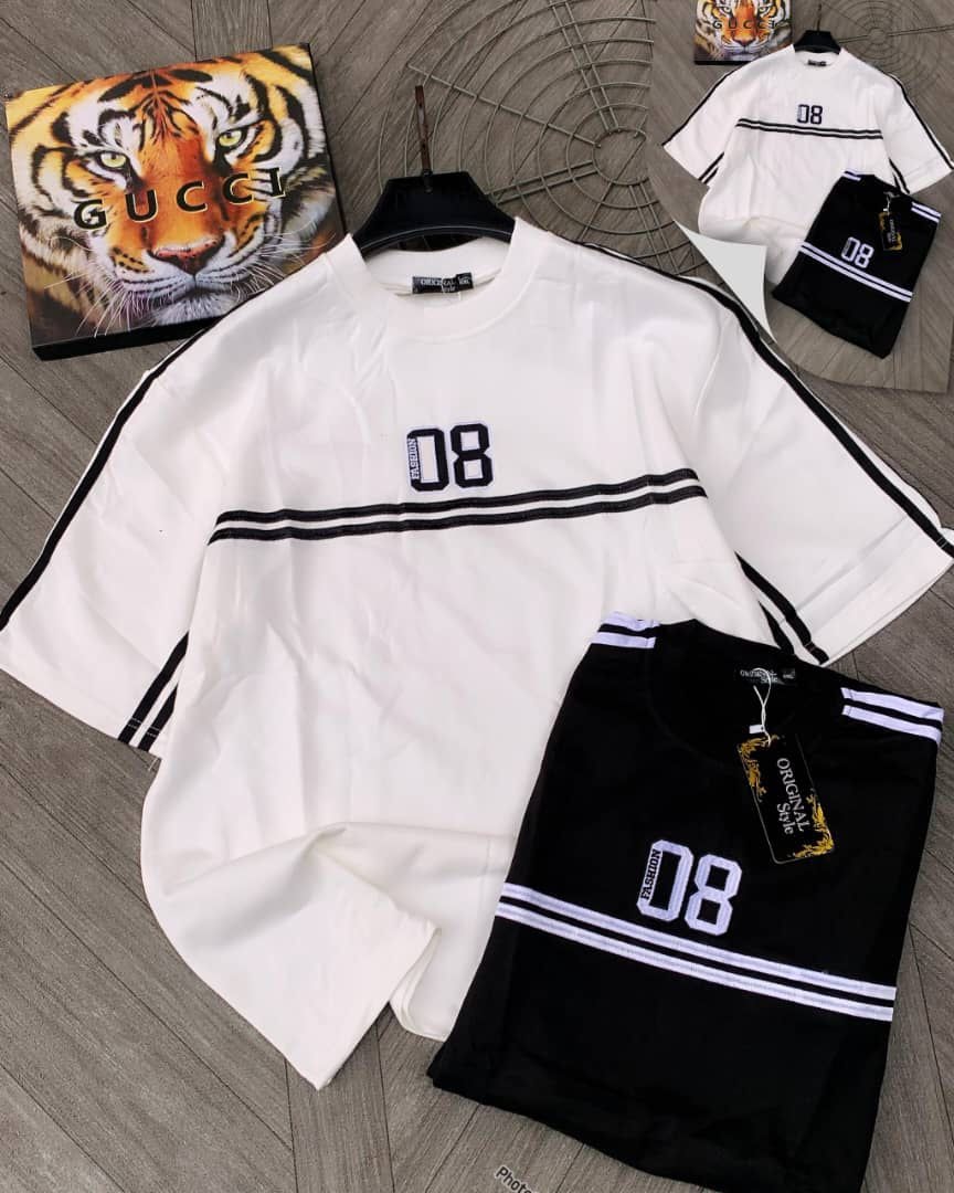 08 Bar Sleeve Street Tee