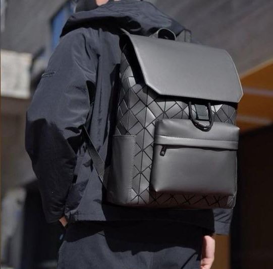 Vertex Flap Backpack | Matte Black