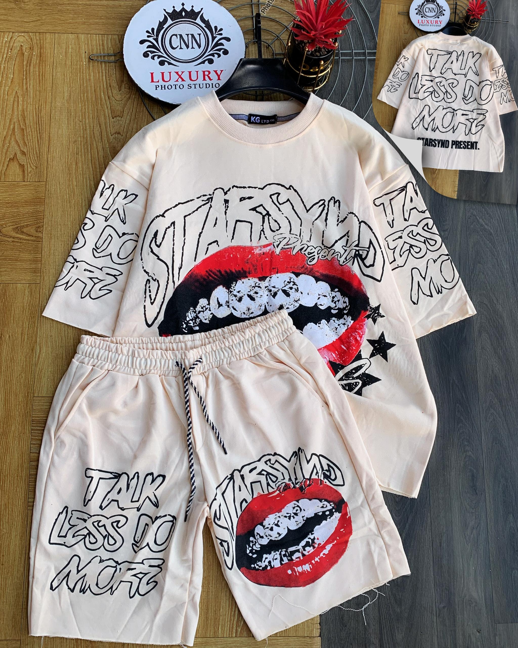 Urban Grime Graphic Set | Cream