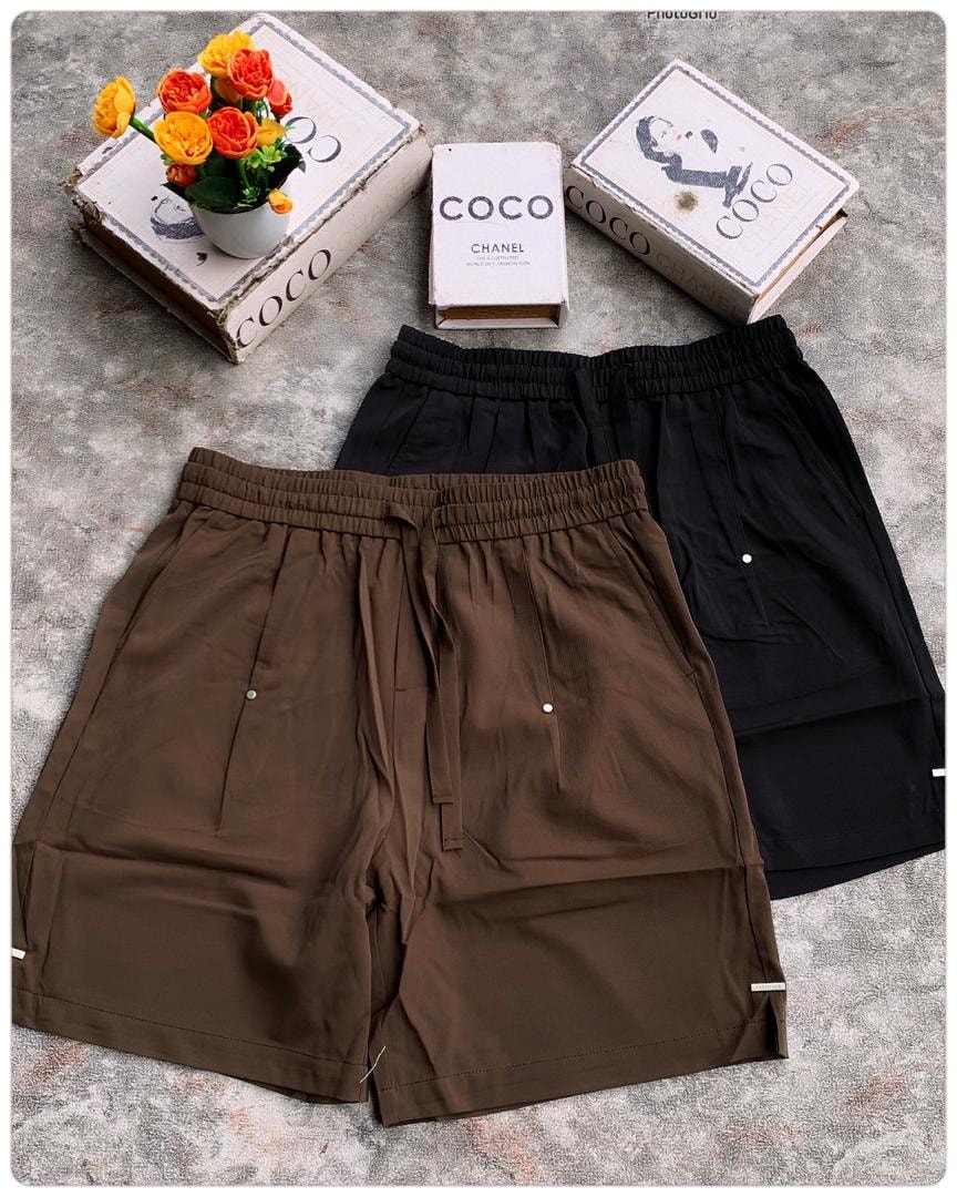 Refined Leisure Shorts | Brown