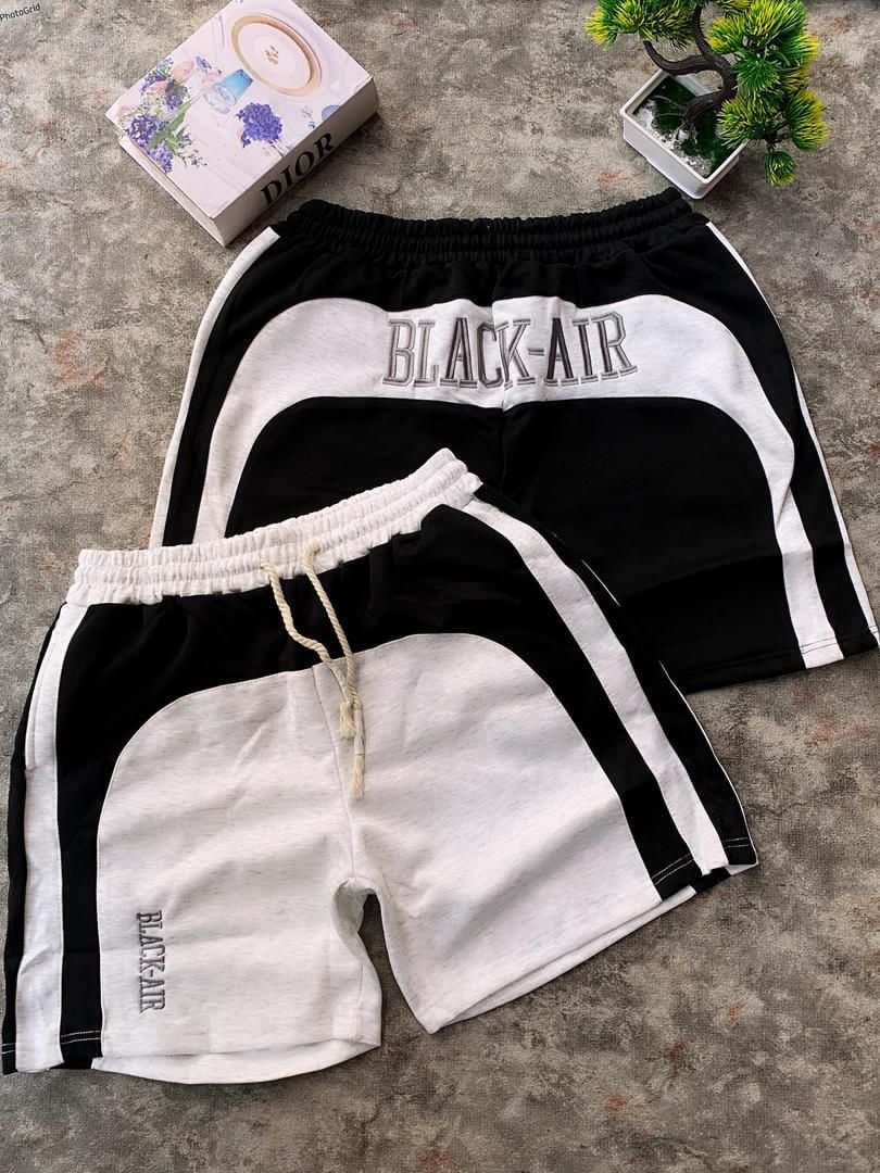 Black-Air Curve Shorts