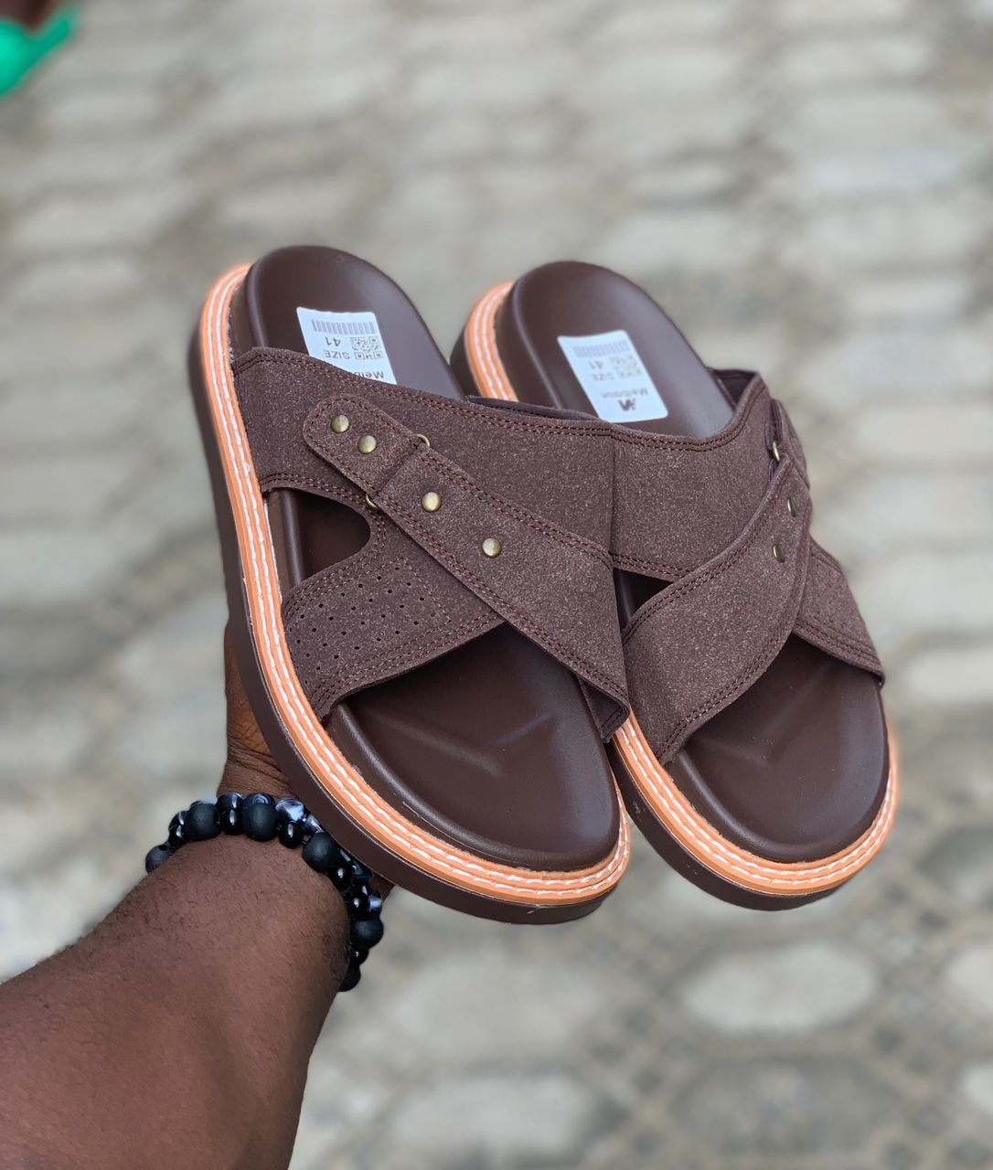 Brown Artisan Contrast-Stitch Collection