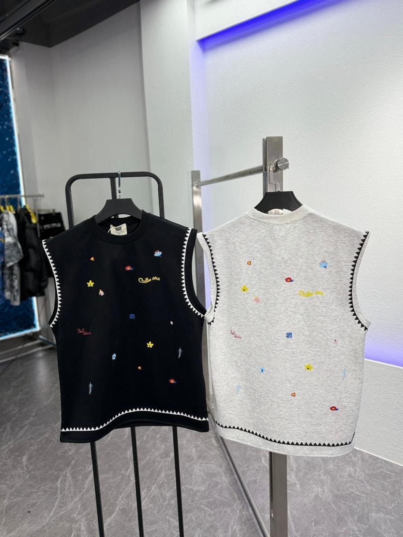 Floral Bloom Sleeveless vest