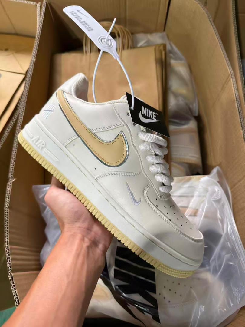 Nike Air Force 1 Low – Cream Beige