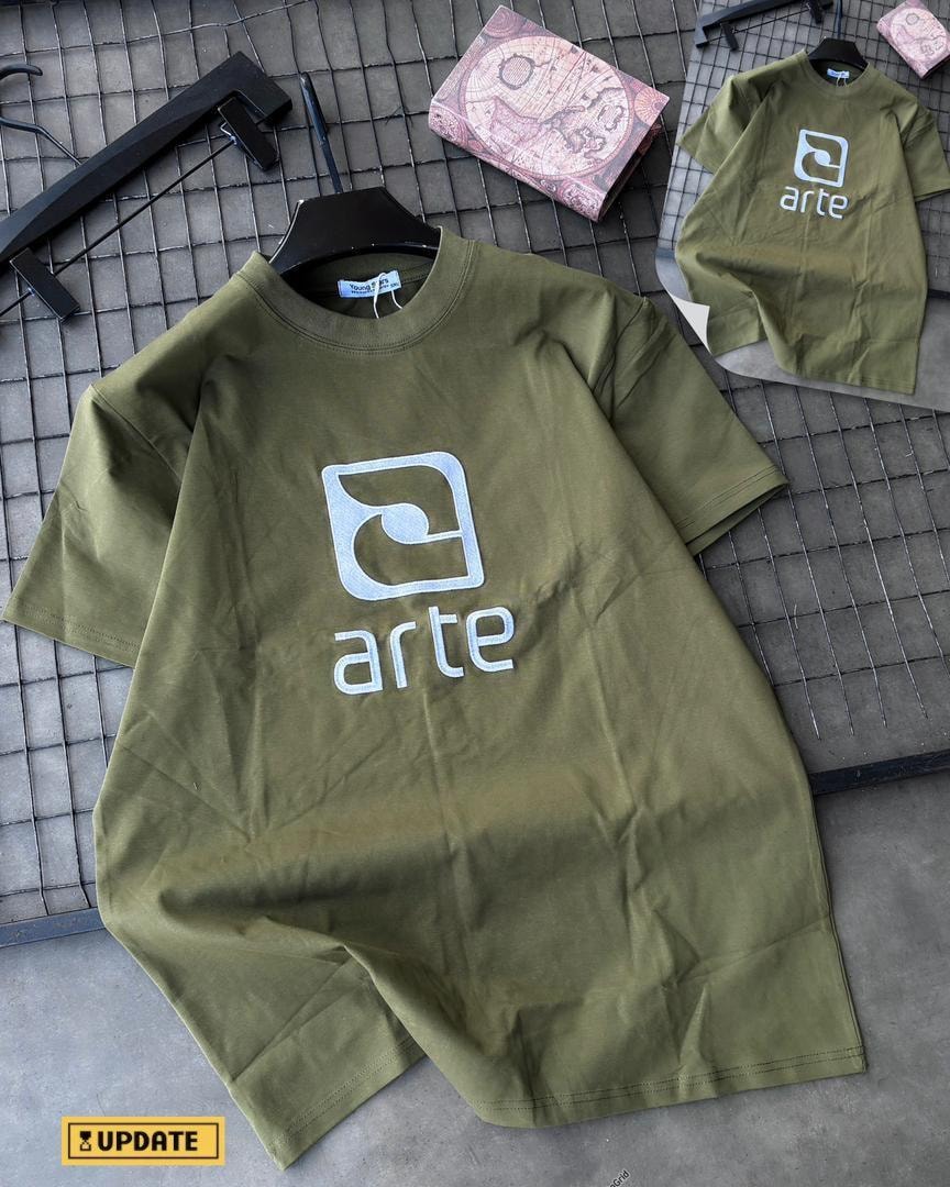 Arte Geometric Tee