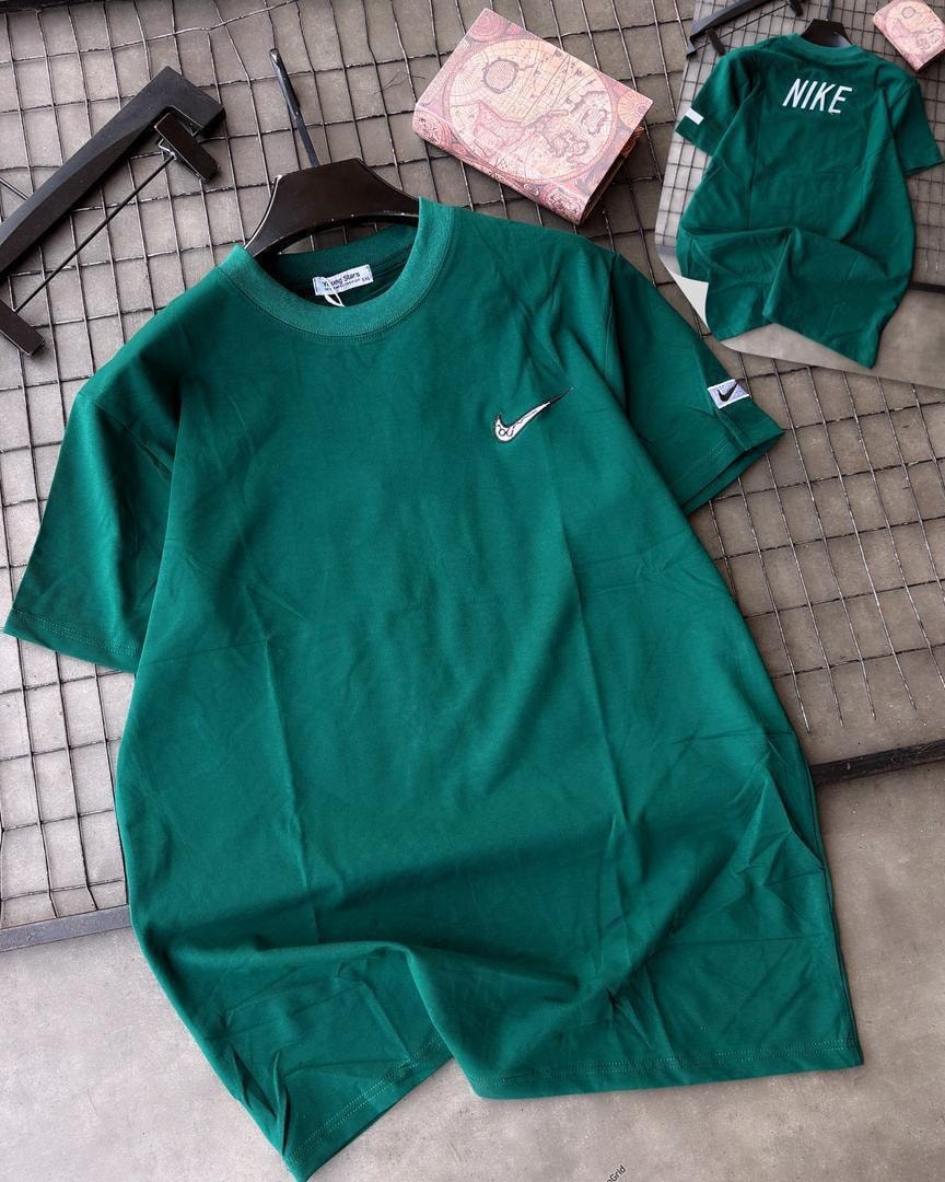 Nike Swoosh Tee