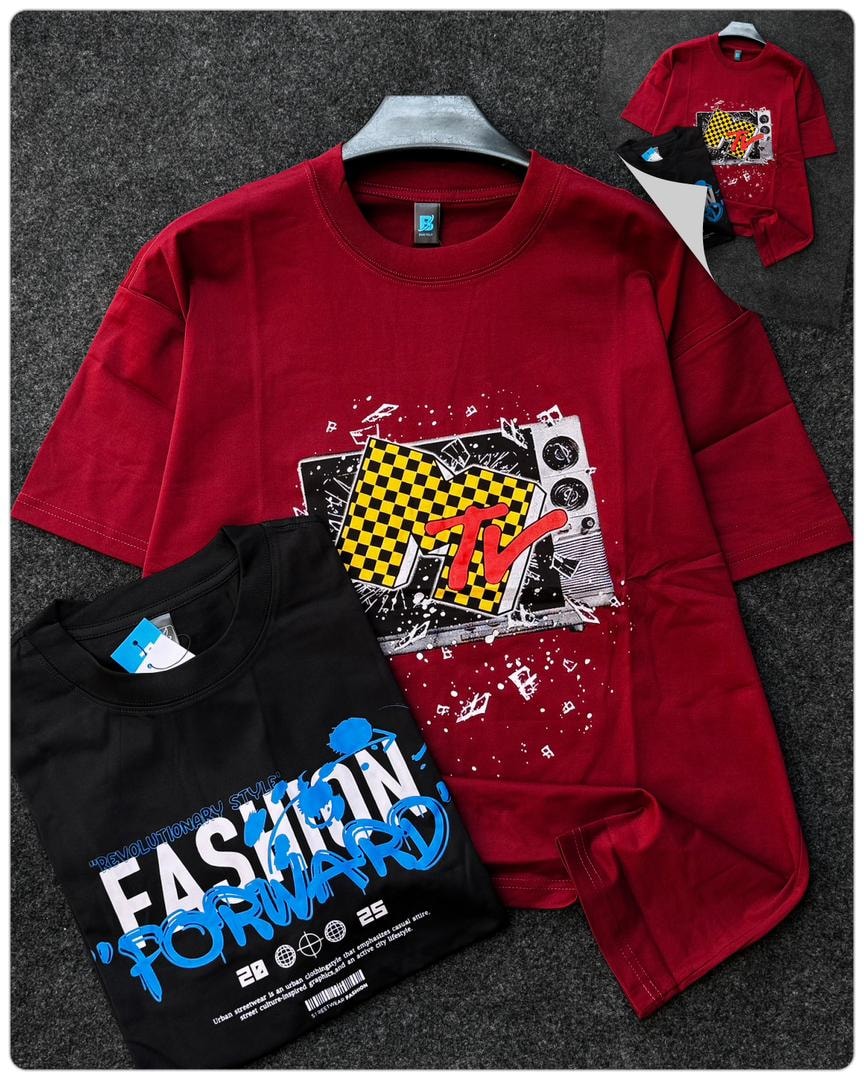 Red MTV graphic print t-shirt with retro TV, checkerboard and splatter effects.