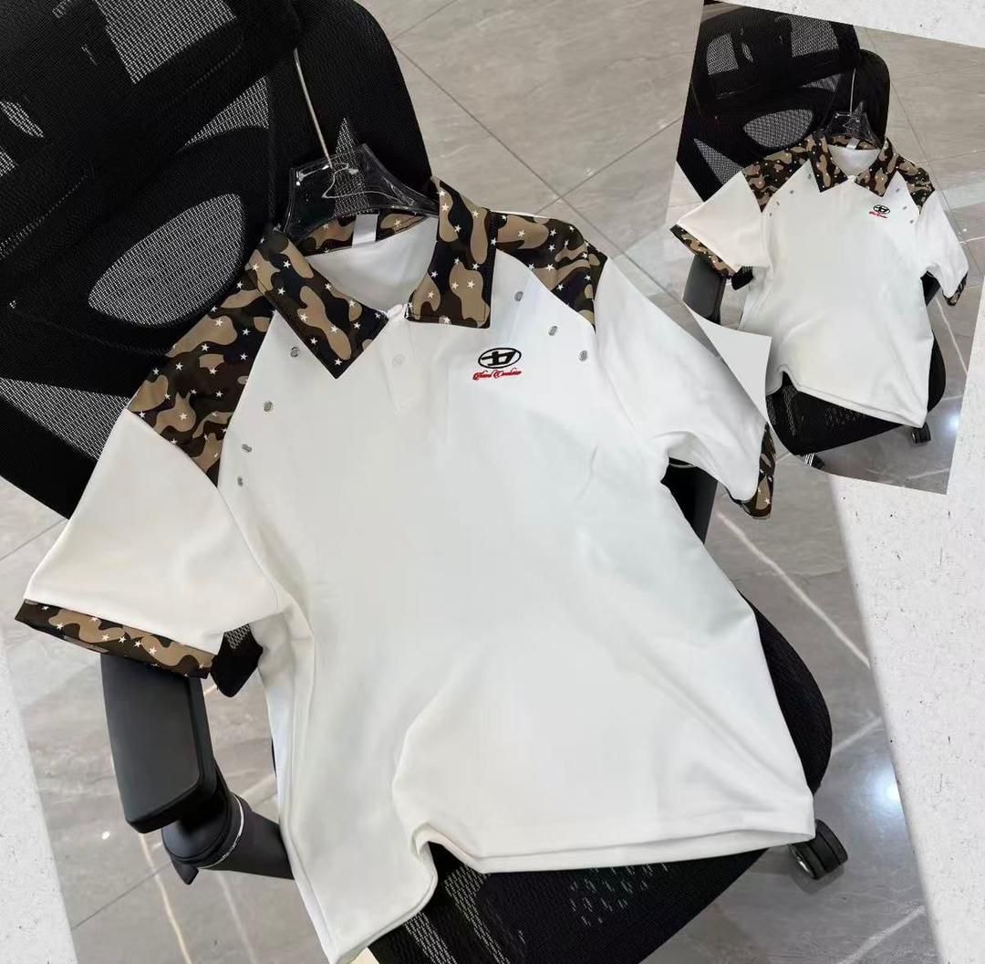 White polo shirt with camouflage collar, shoulders and star prints with metal eyelets.