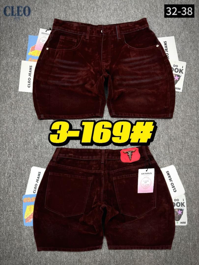 Front and back views of burgundy corduroy shorts on gray surface with size and style markers.