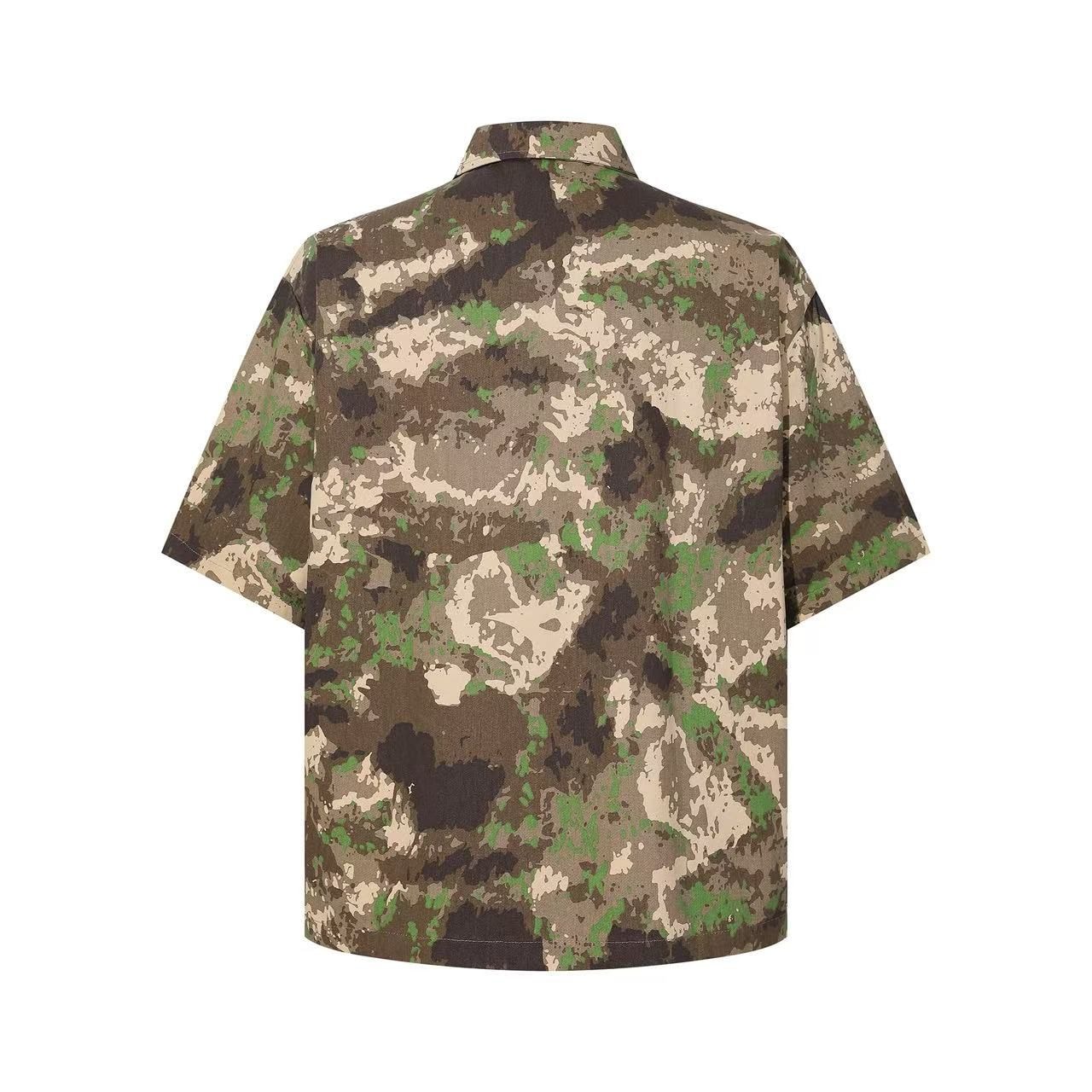 REQUARE short sleeve shirt in green camouflage pattern, back view.